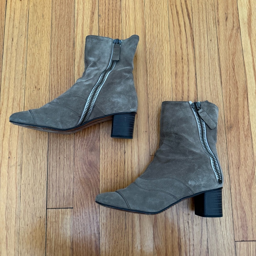 CHLOE Suede Bootie